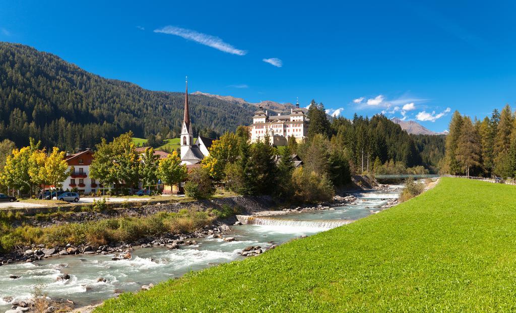 Hotel Schoelzhorn Superior Racines Bagian luar foto