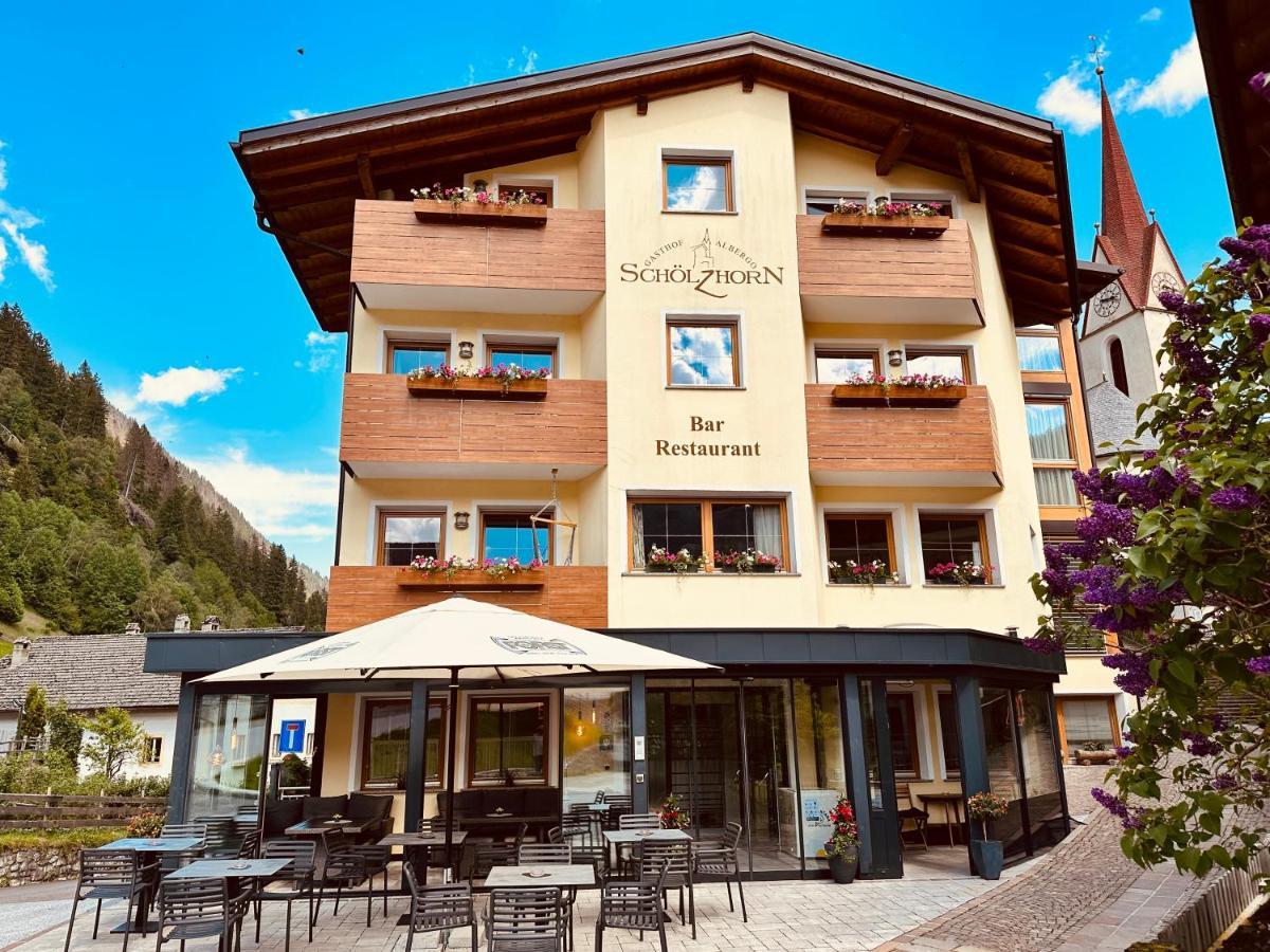 Hotel Schoelzhorn Superior Racines Bagian luar foto