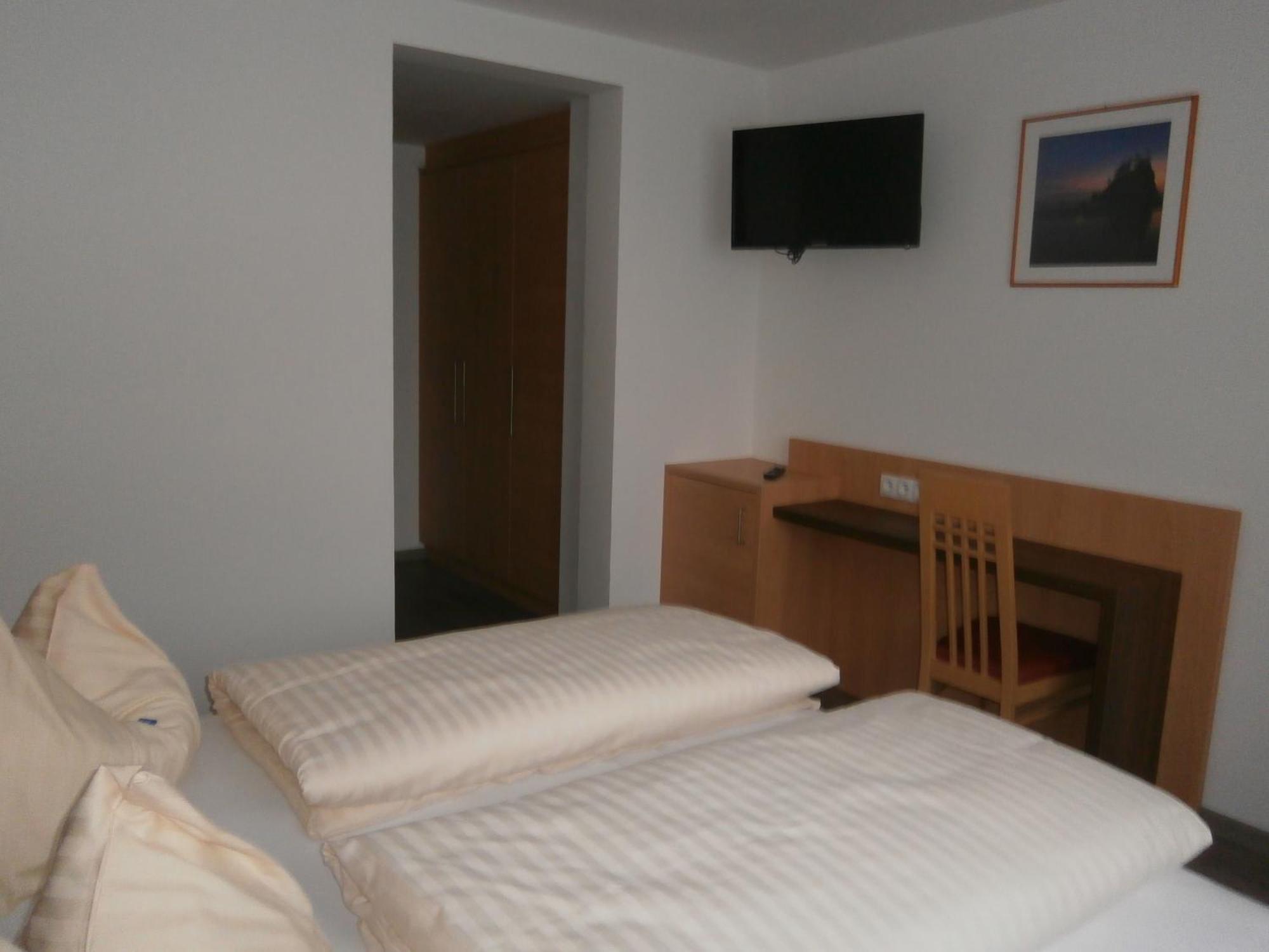 Hotel Schoelzhorn Superior Racines Ruang foto